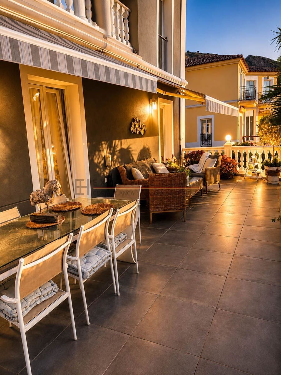 4 soveværelse Villa til salg i Finestrat med swimmingpool garage - € 998.000 (Ref: 9981801)