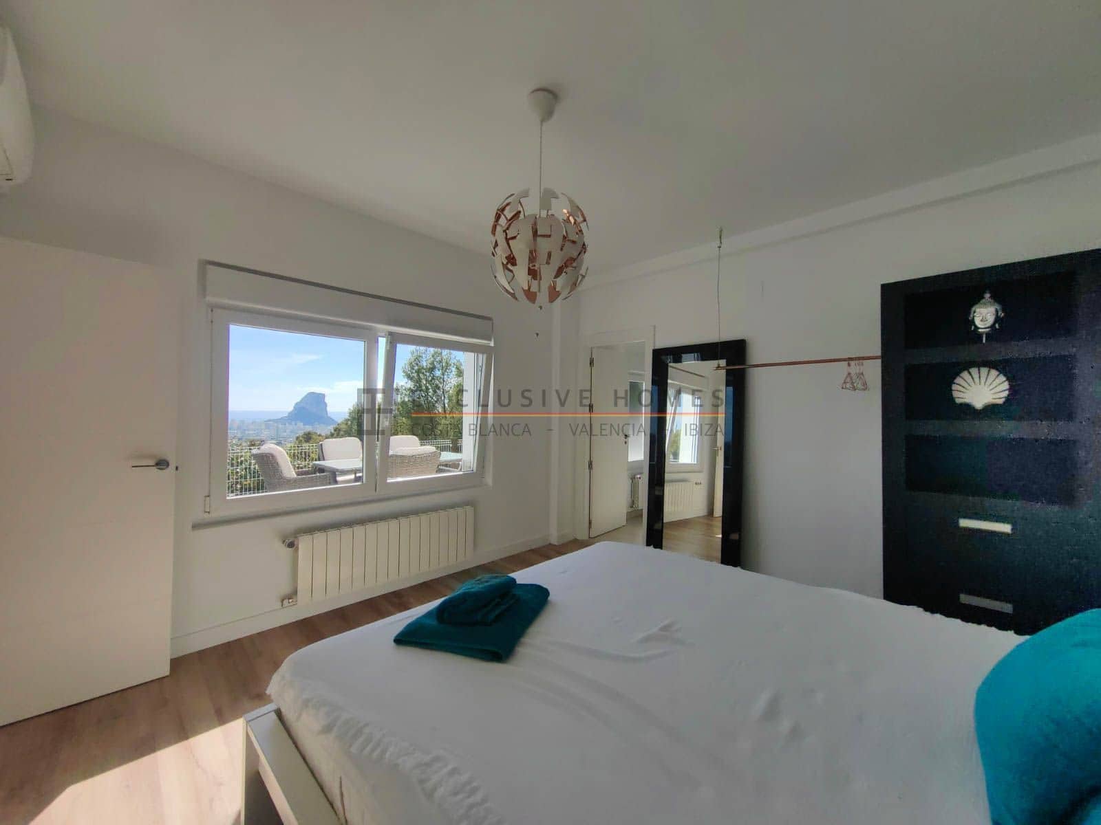 4 soverom Villa til salgs i Calpe / Calp med svømmebasseng garasje - € 899 000 (Ref: 9981802)