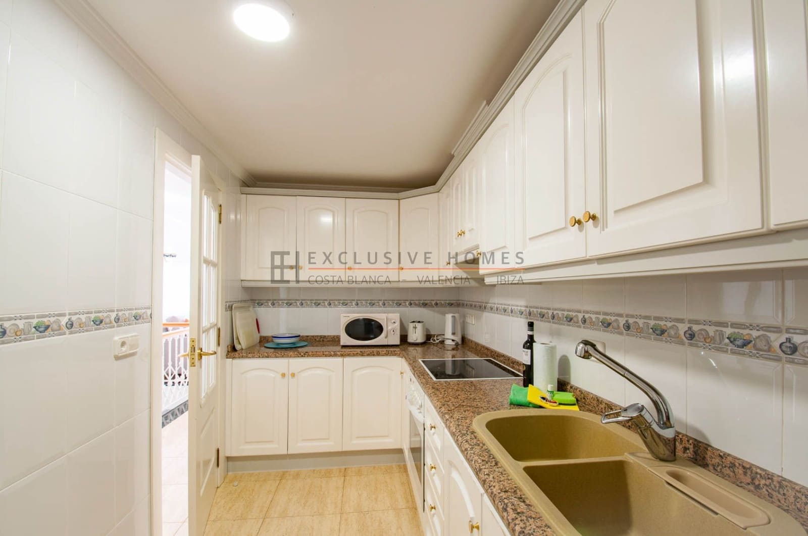 2 soveværelse Lejlighed til salg i Moraira med swimmingpool garage - € 692.000 (Ref: 9981803)