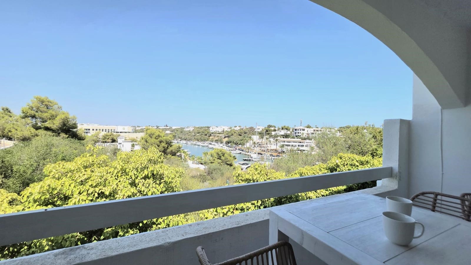 1 sovrum Lägenhet till salu i Cala d'Or med pool - 365 000 € (Ref: 10000749)