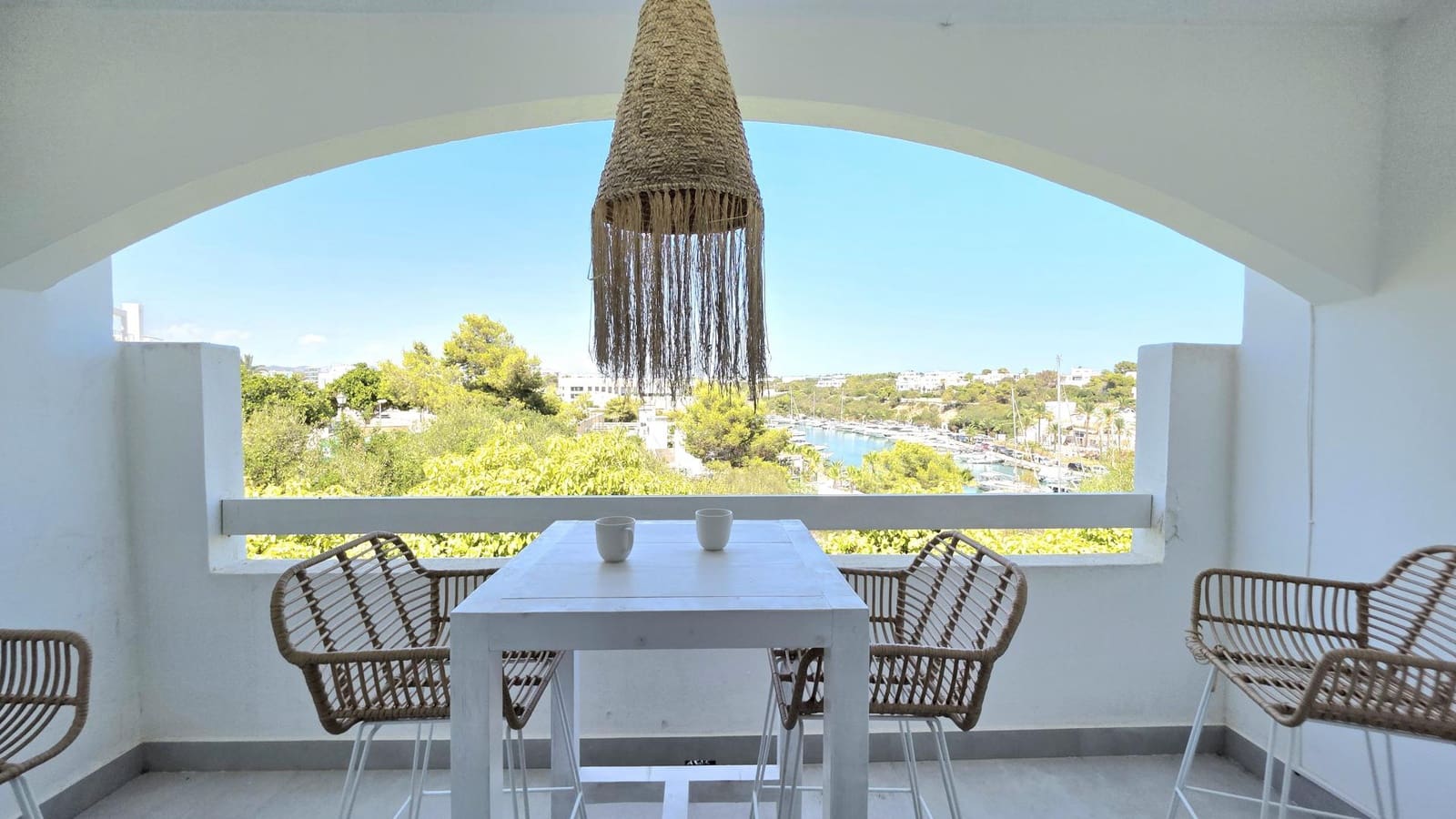 1 sovrum Lägenhet till salu i Cala d'Or med pool - 365 000 € (Ref: 10000749)