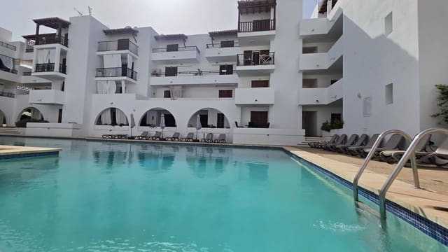 2 sovrum Lägenhet till salu i Cala Esmeralda, Santanyí med pool - 325 000 € (Ref: 10035922)