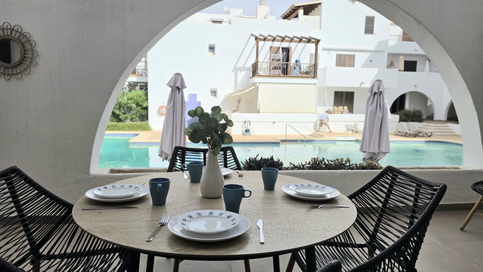2 sovrum Lägenhet till salu i Cala Esmeralda med pool - 325 000 € (Ref: 10035922)