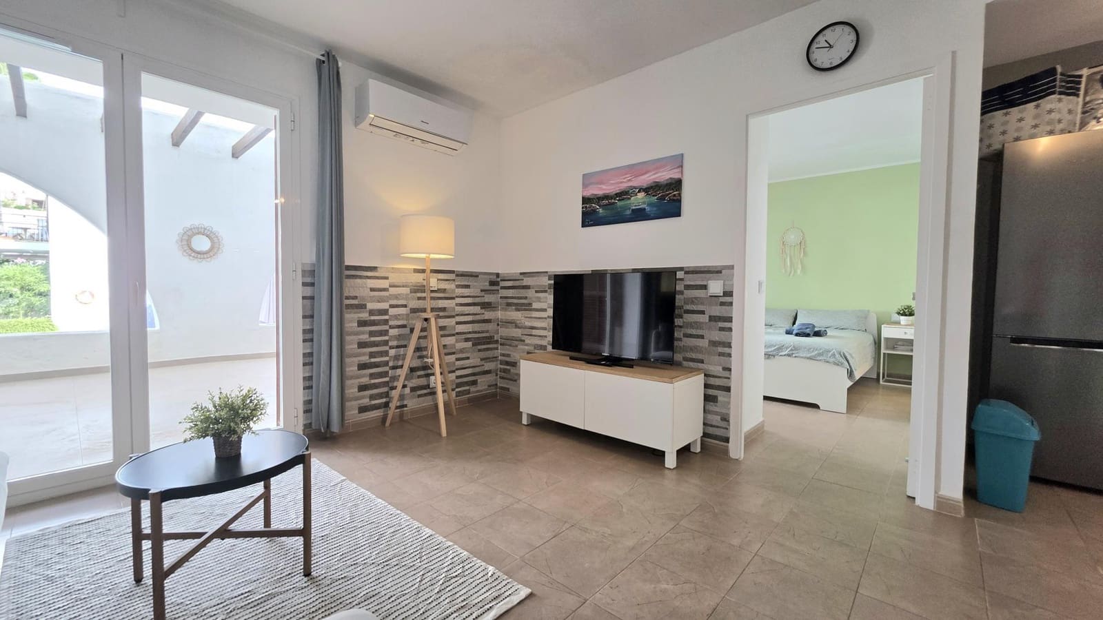 2 sovrum Lägenhet till salu i Cala Esmeralda med pool - 325 000 € (Ref: 10035922)
