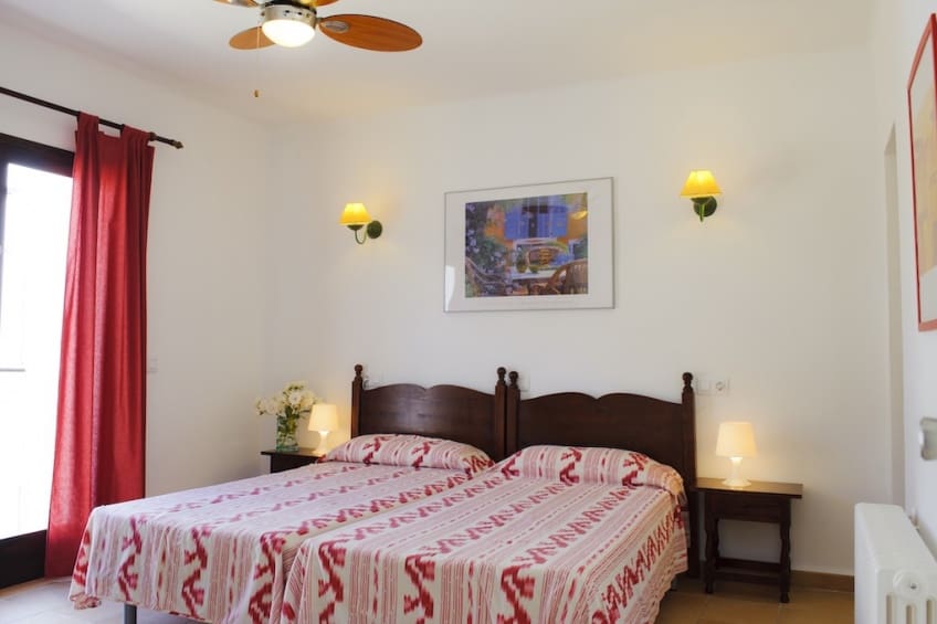 4 slaapkamer Villa te koop in Cala Egos met zwembad - € 1.225.000 (Ref: 10065573)