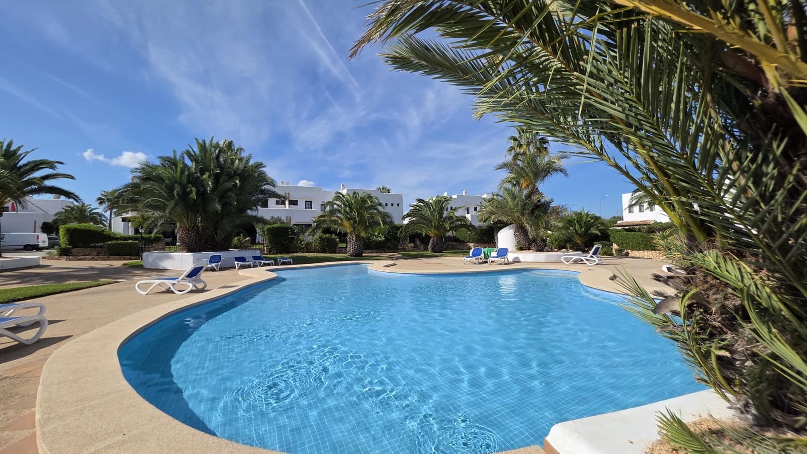 4 sypialnia Dom na sprzedaż w Cala Egos z basenem garażem - 585 000 € (Ref: 10145141)