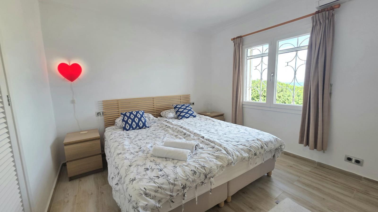 4 bedroom Villa for sale in Cala Egos with pool garage - € 2,495,000 (Ref: 10158650)