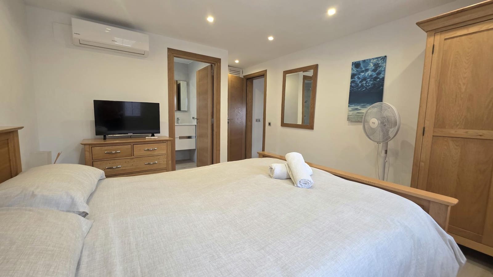 4 bedroom Villa for sale in Cala Egos with pool garage - € 2,495,000 (Ref: 10158650)