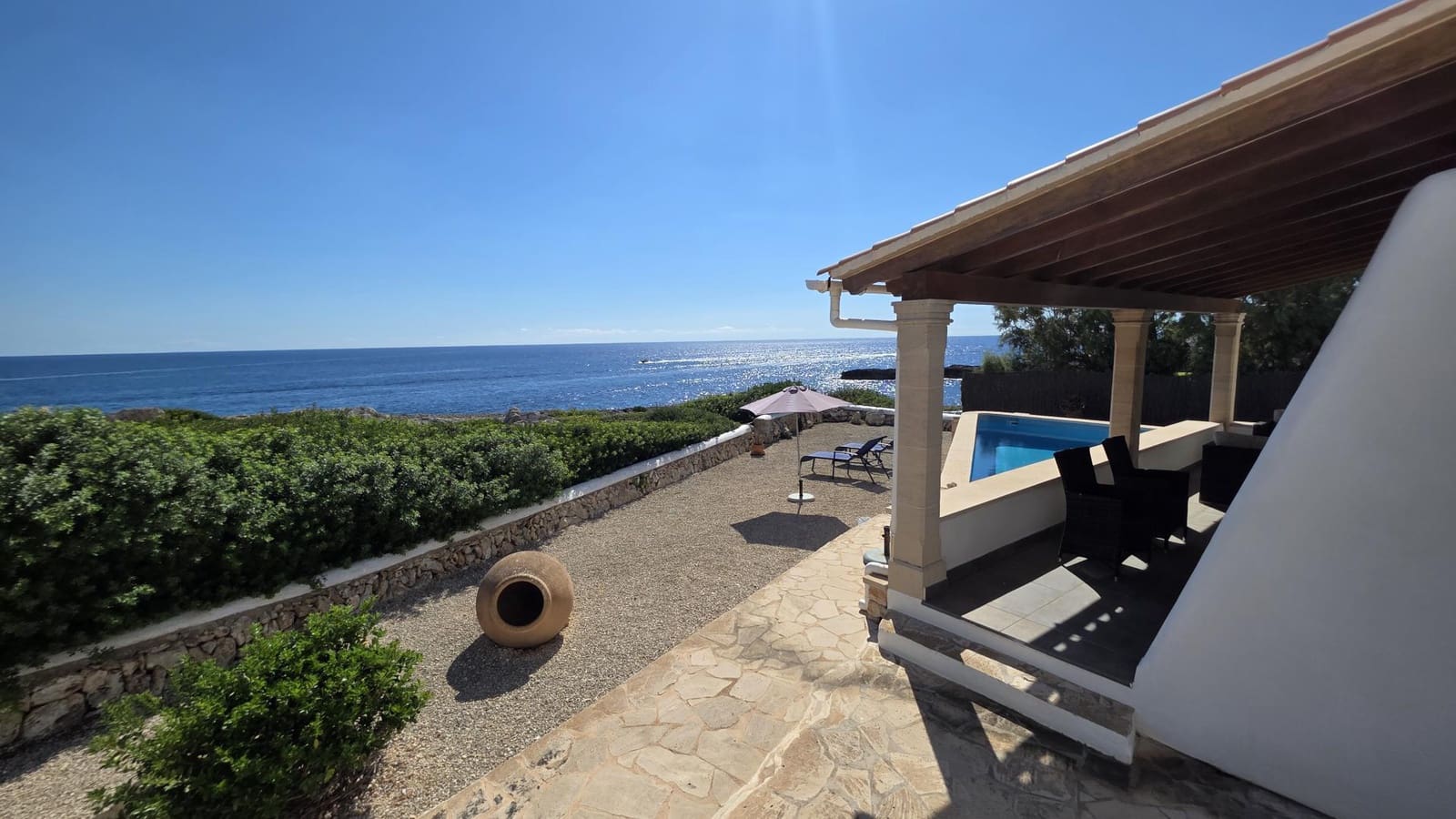 4 bedroom Villa for sale in Cala Egos with pool garage - € 2,495,000 (Ref: 10158650)