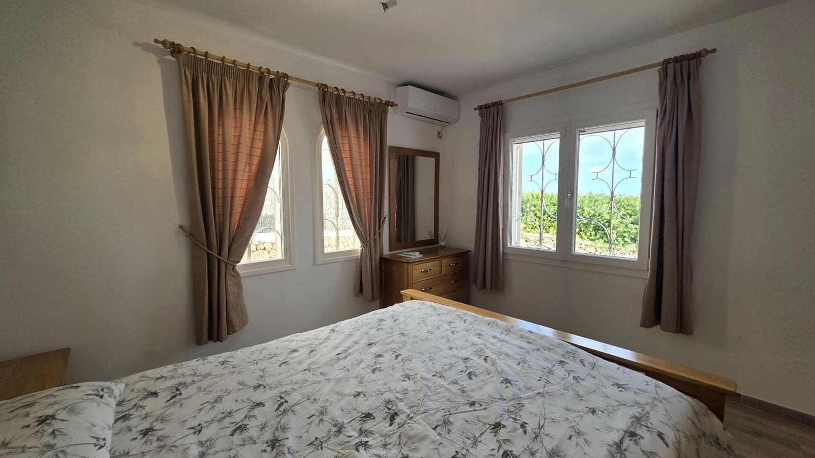 4 bedroom Villa for sale in Cala Egos with pool garage - € 2,495,000 (Ref: 10158650)