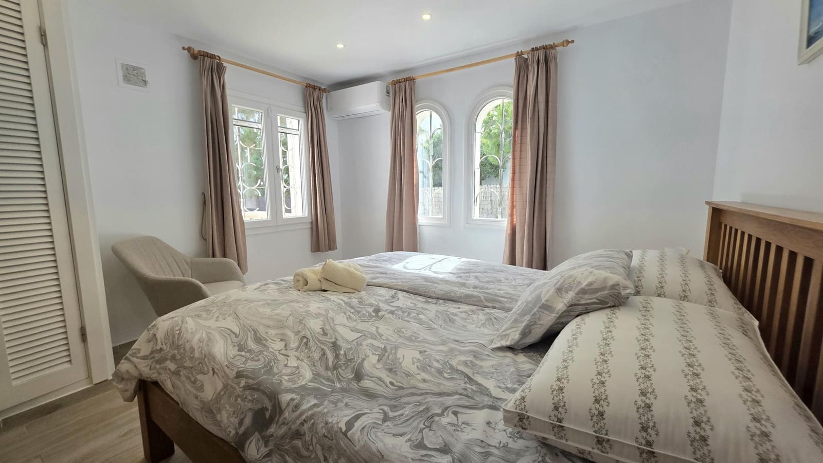 4 bedroom Villa for sale in Cala Egos with pool garage - € 2,495,000 (Ref: 10158650)