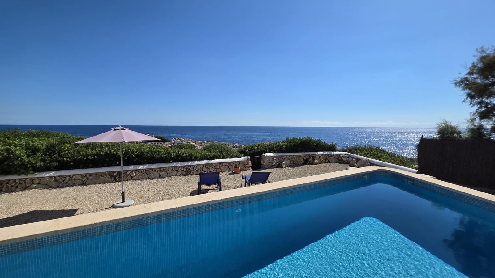 4 bedroom Villa for sale in Cala Egos with pool garage - € 2,495,000 (Ref: 10158650)
