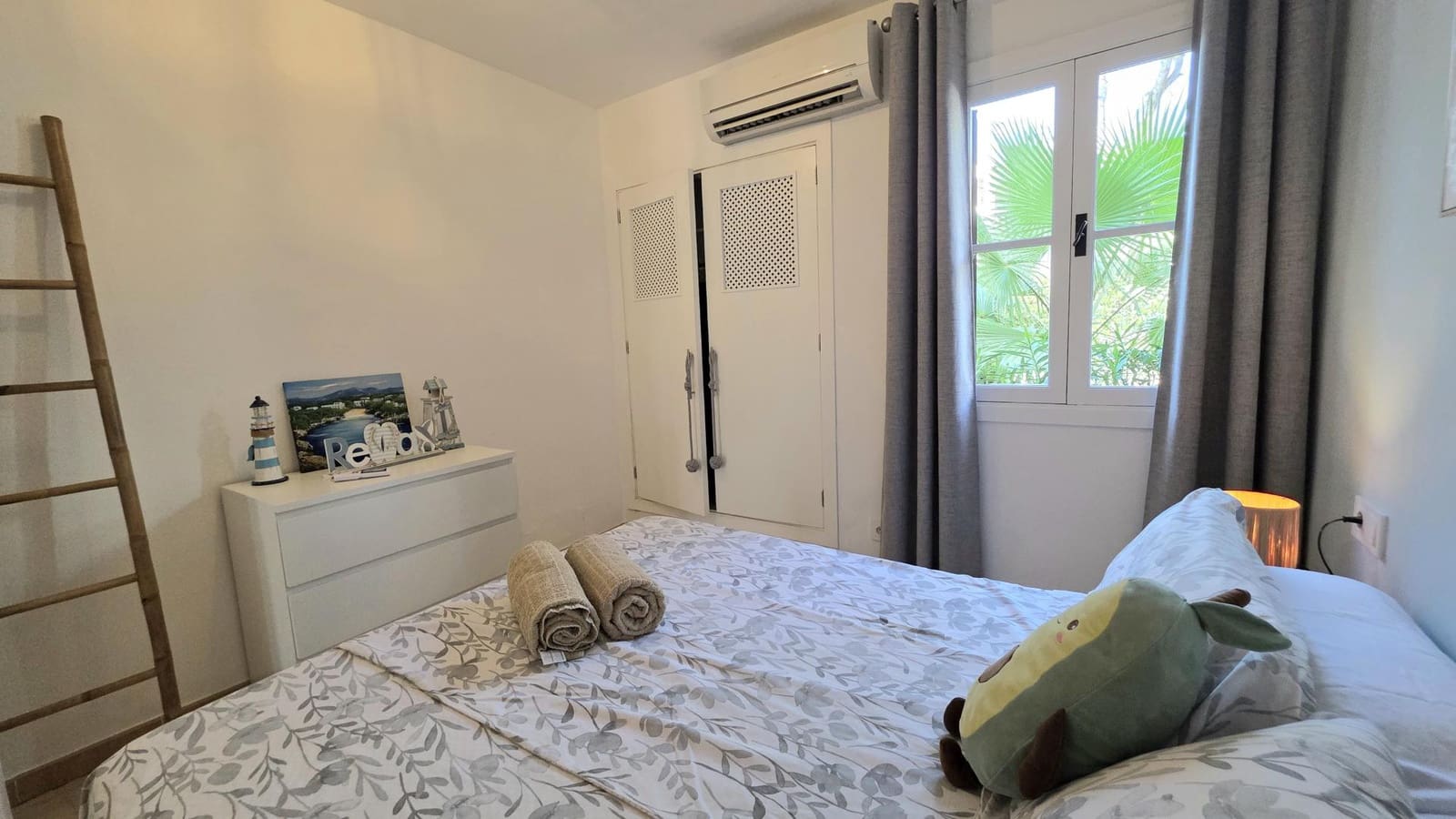 1 bedroom Apartment for sale in Cala d'Or with pool garage - € 399,900 (Ref: 10167500)