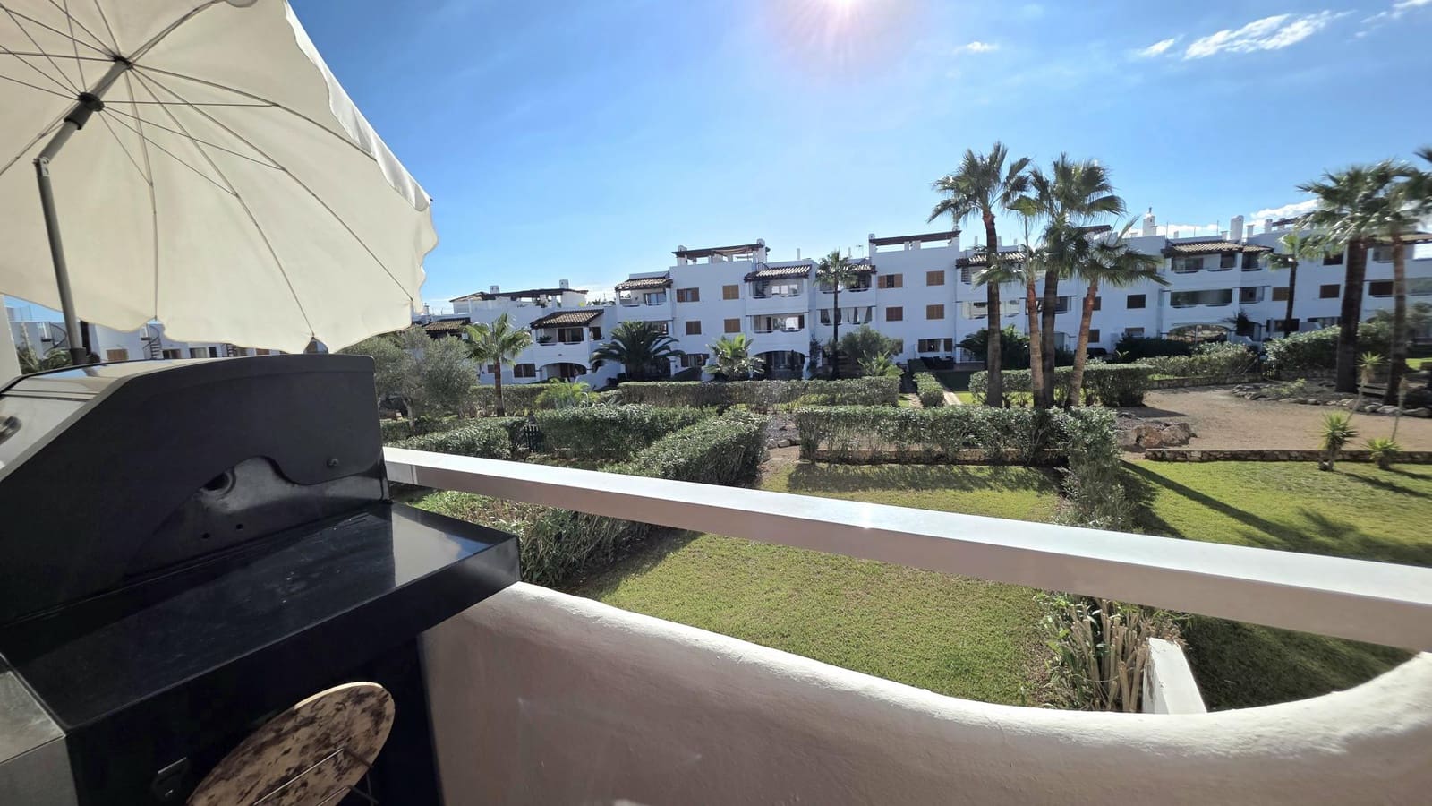 2 soverom Leilighet til salgs i Cala Egos med svømmebasseng garasje - € 439 000 (Ref: 10169270)