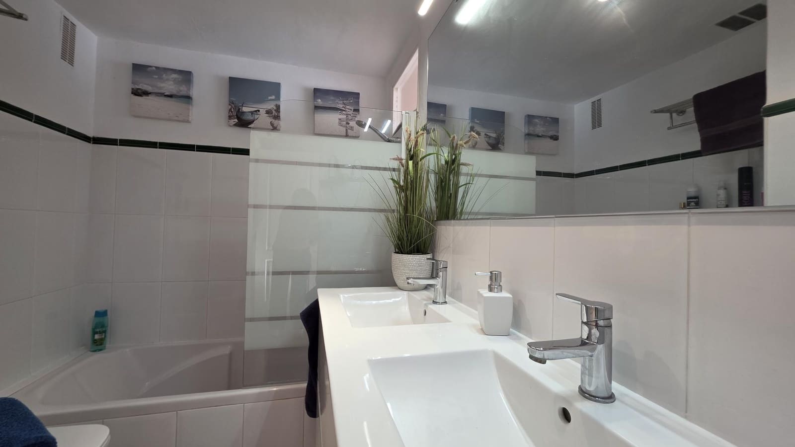 2 soverom Leilighet til salgs i Cala Egos med svømmebasseng garasje - € 439 000 (Ref: 10169270)