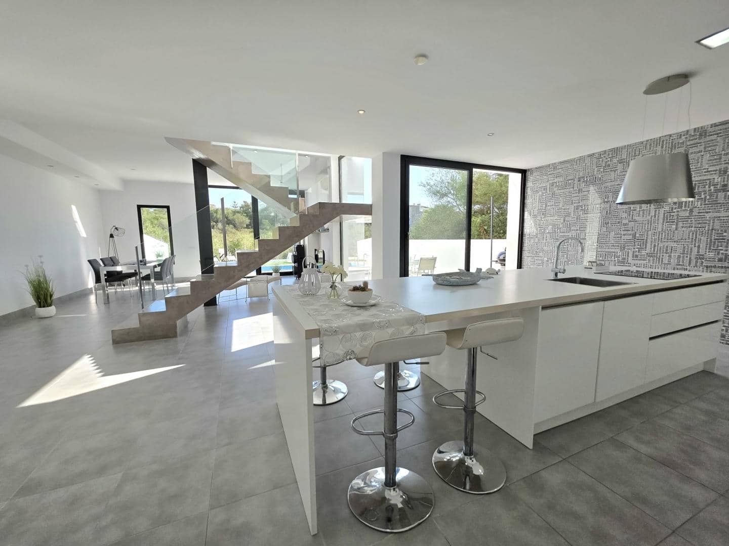 3 soveværelse Semi-Rækkehus til salg i Portocolom med swimmingpool - € 685.000 (Ref: 9144476)