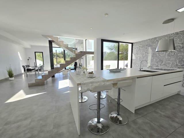 3 makuuhuone Paritalo myytävänä paikassa Portocolom, Felanitx mukana uima-altaan - 685 000 € (Ref: 9144476)