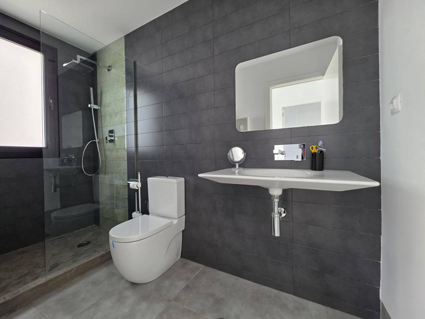 3 soveværelse Semi-Rækkehus til salg i Portocolom med swimmingpool - € 685.000 (Ref: 9144476)