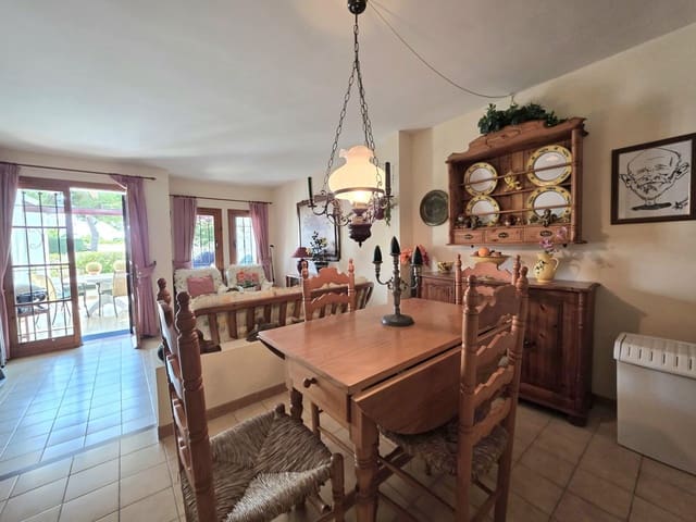 2 soverom Leilighet til salgs i Cala d'Or, Santanyí med svømmebasseng garasje - € 369 500 (Ref: 9176850)