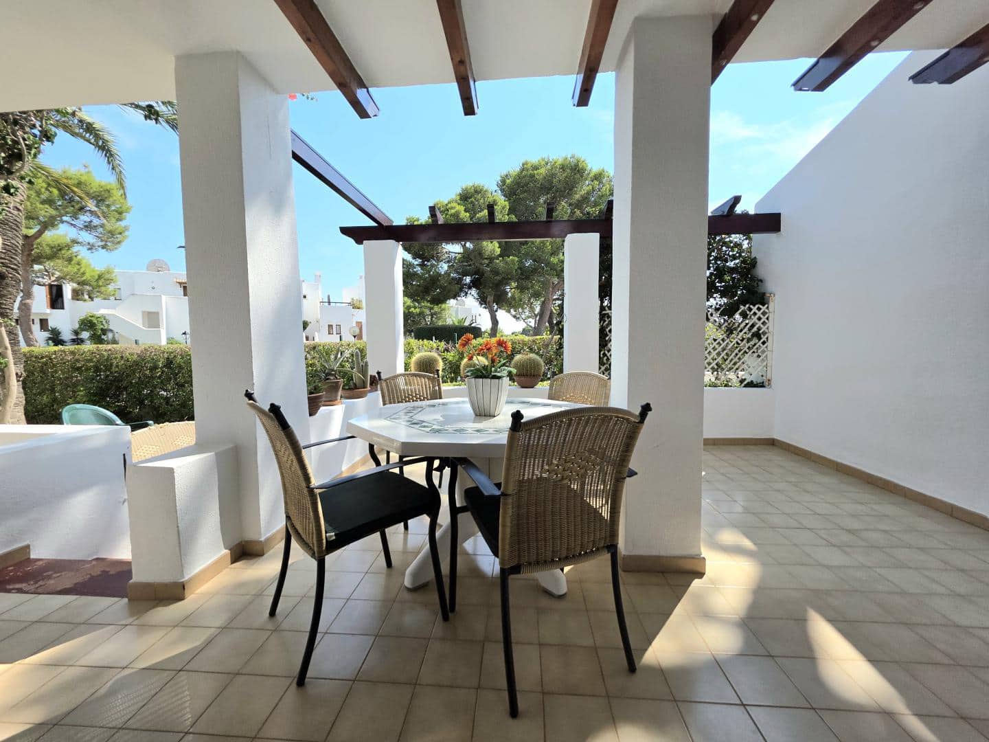 2 sypialnia Apartament na sprzedaż w Cala d'Or z basenem garażem - 369 500 € (Ref: 9176850)