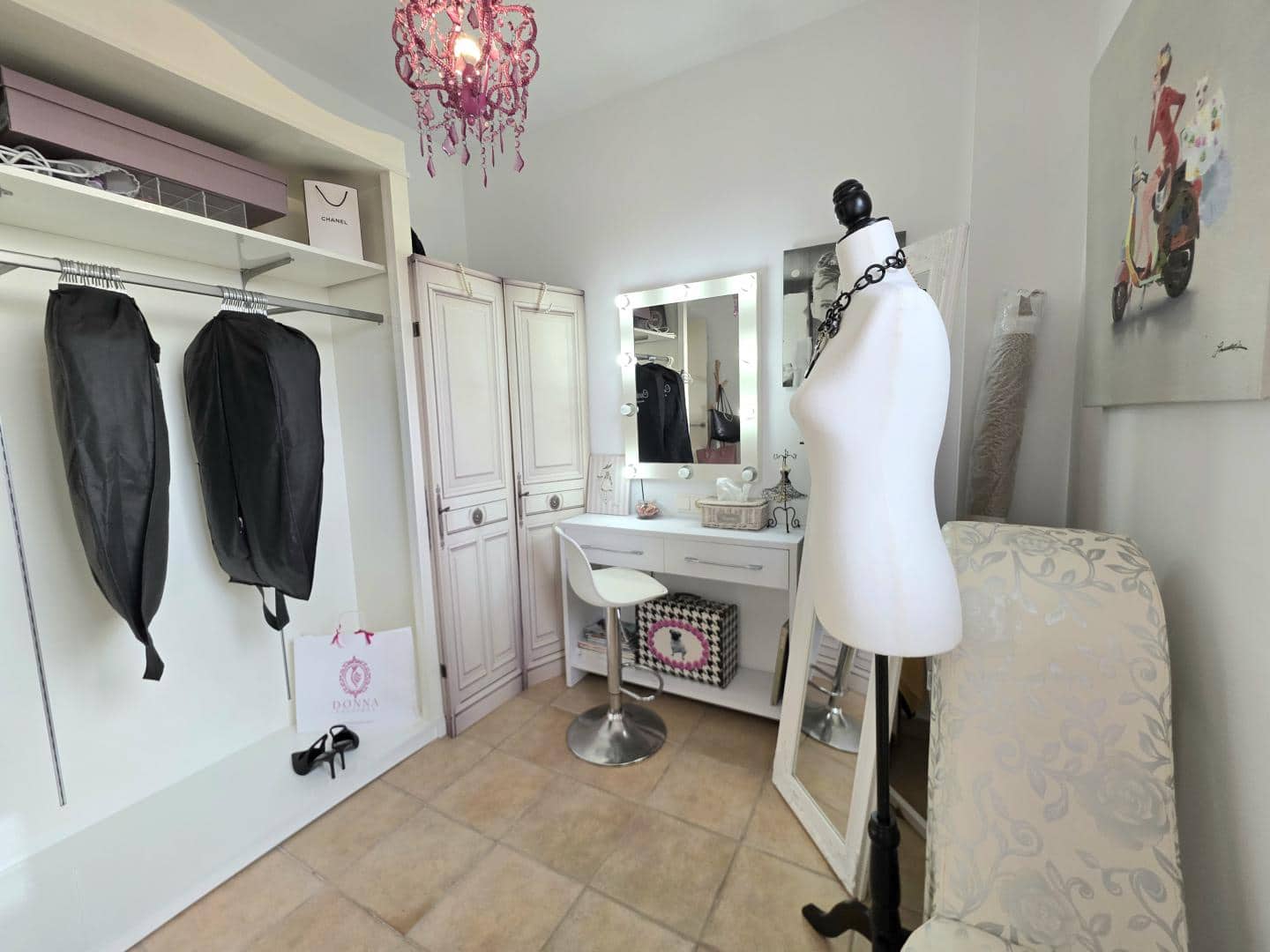 2 bedroom Apartment for sale in Cala d'Or with pool garage - € 334,500 (Ref: 9324518)