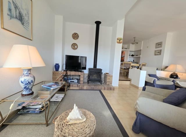 3 bedroom Apartment for sale in Cala d'Or, Santanyí with pool garage - € 669,000 (Ref: 9325422)