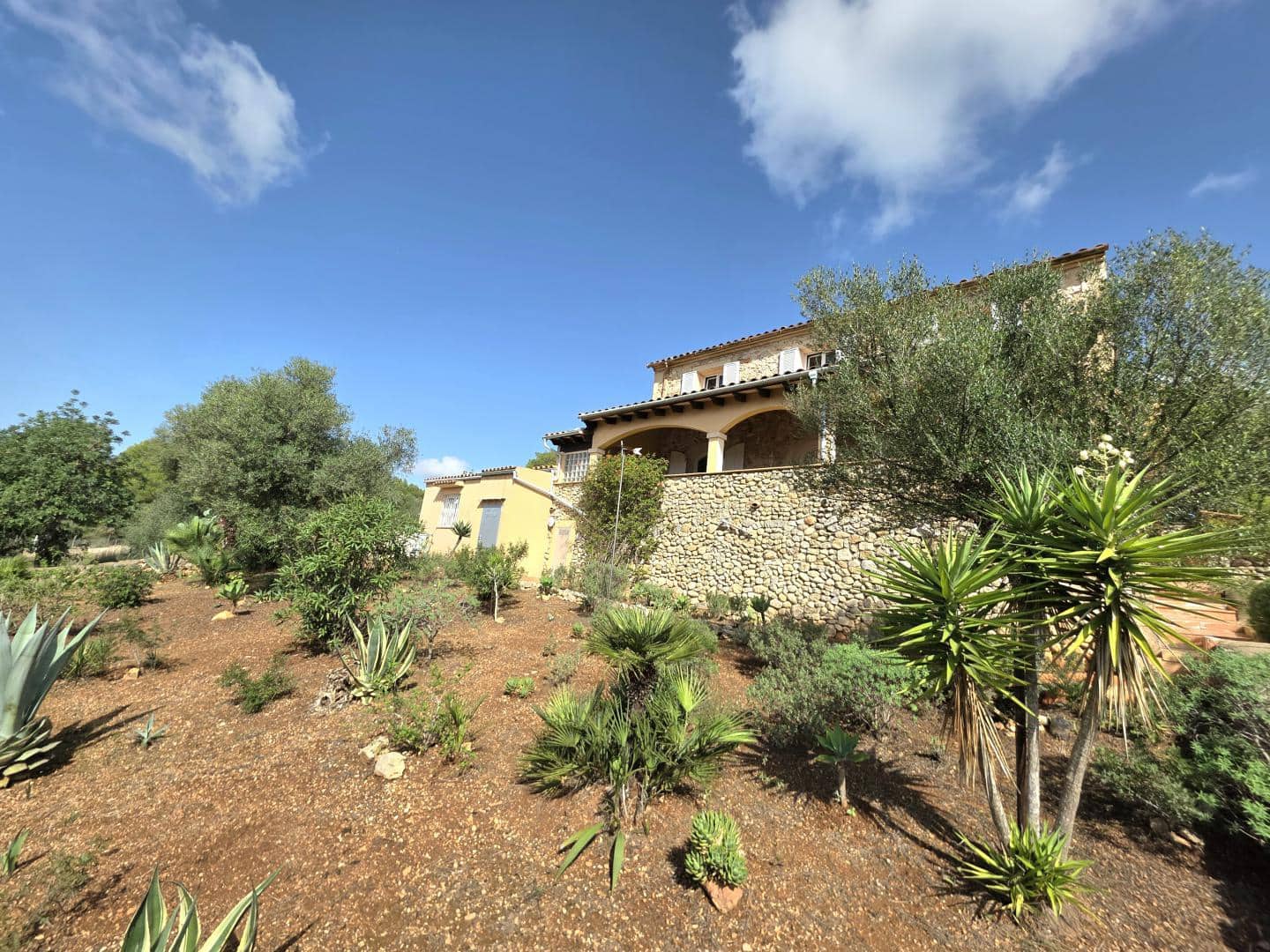 3 slaapkamer Finca/Landhuis te koop in Son Proenc / Son Prohens met garage - € 950.000 (Ref: 9350028)