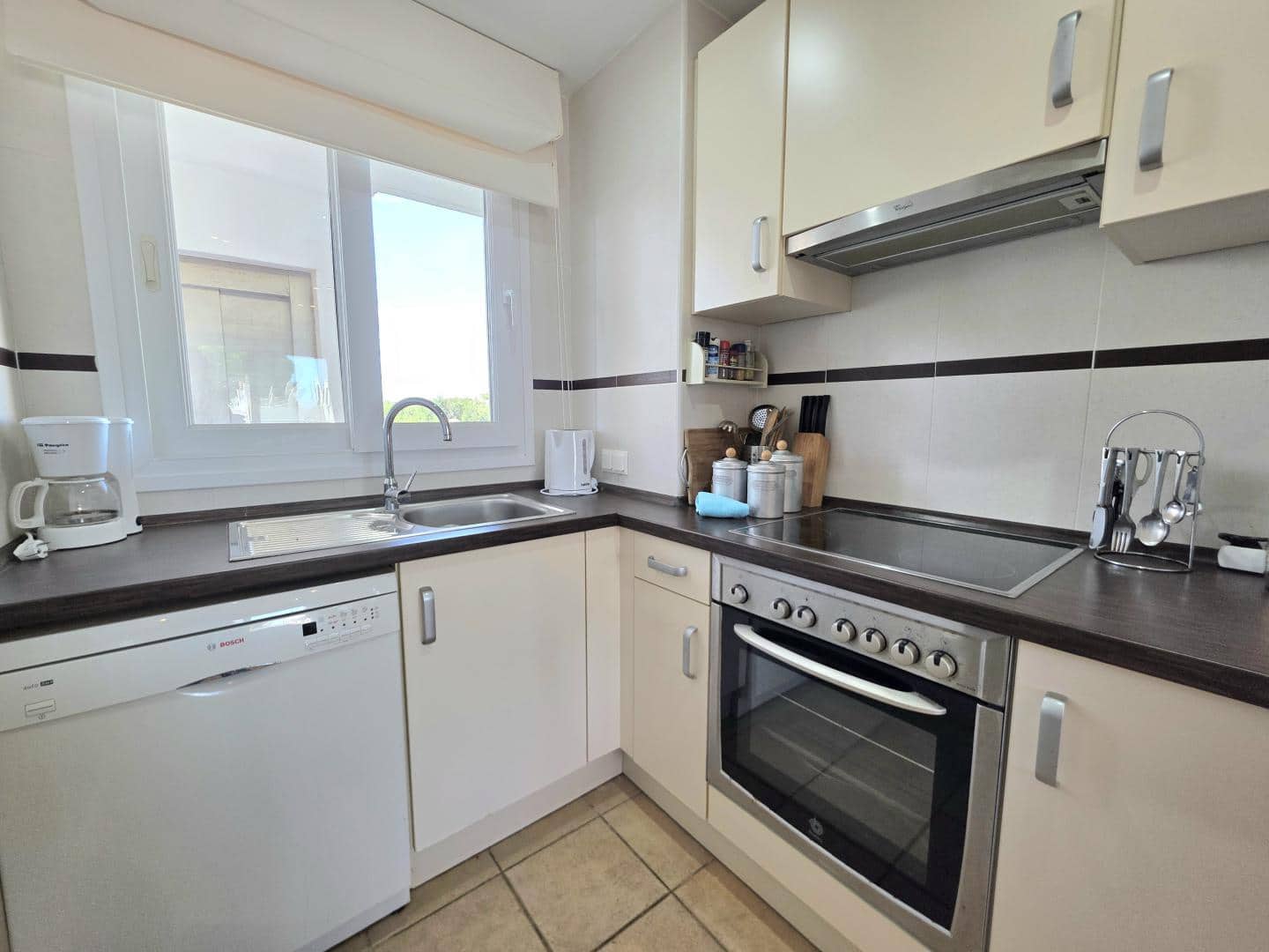 2 sypialnia Apartament na sprzedaż w Cala d'Or z basenem garażem - 349 500 € (Ref: 9360756)