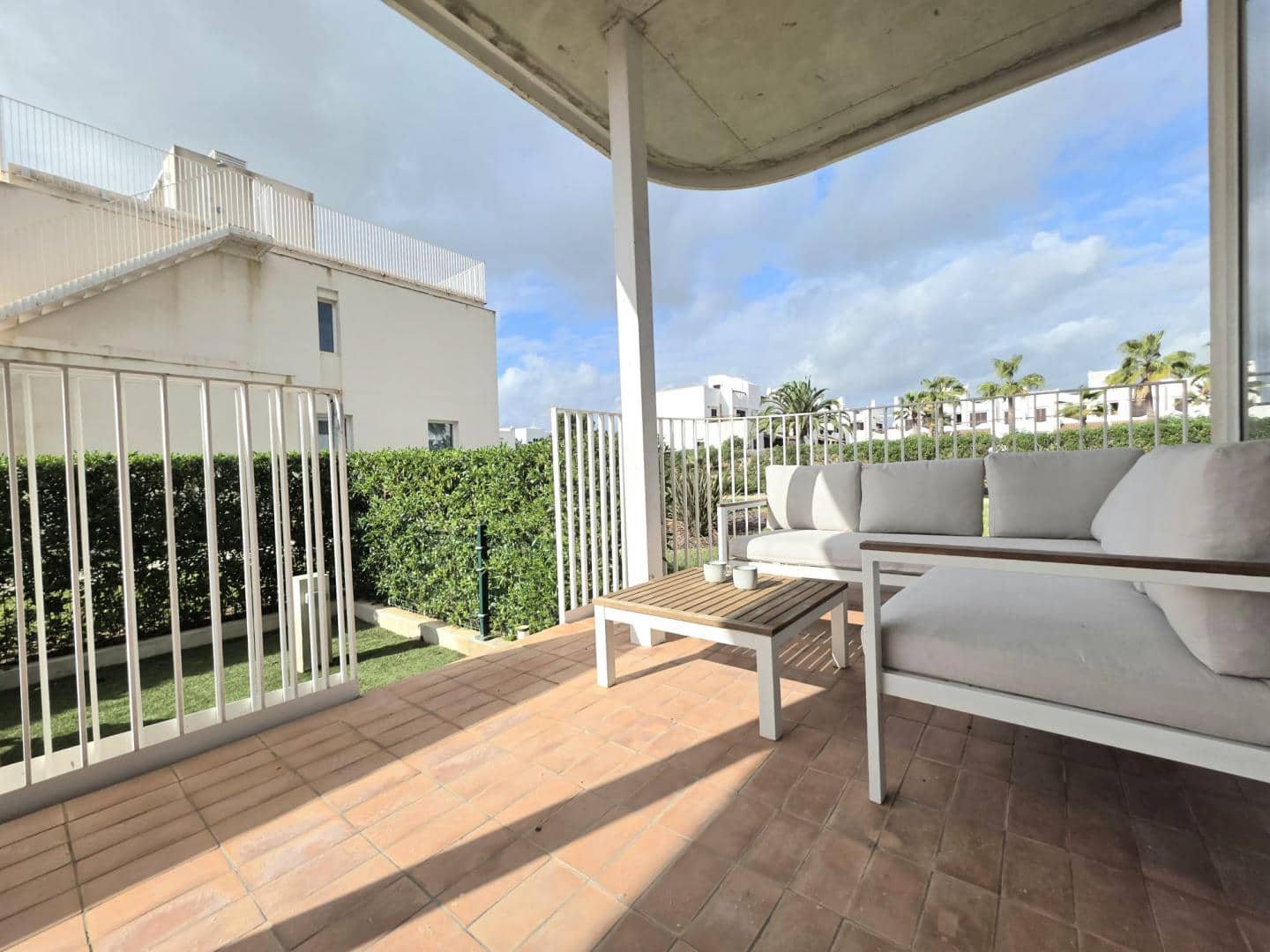 2 makuuhuone Huoneisto myytävänä paikassa Cala d'Or mukana uima-altaan 
autotalli - 399 000 € (Ref: 9400031)