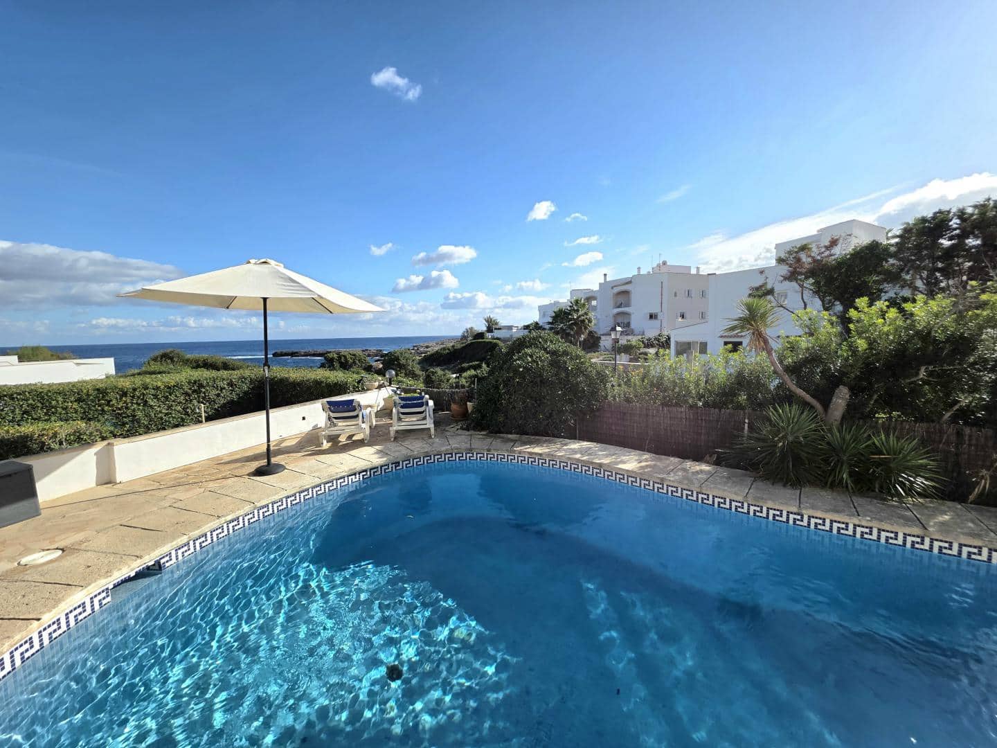 4 soverom Villa til salgs i Cala Egos med svømmebasseng garasje - € 1 750 000 (Ref: 9443401)