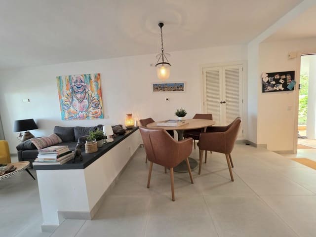 2 soveværelse Lejlighed til salg i Cala d'Or, Santanyí med swimmingpool - € 649.500 (Ref: 9473235)