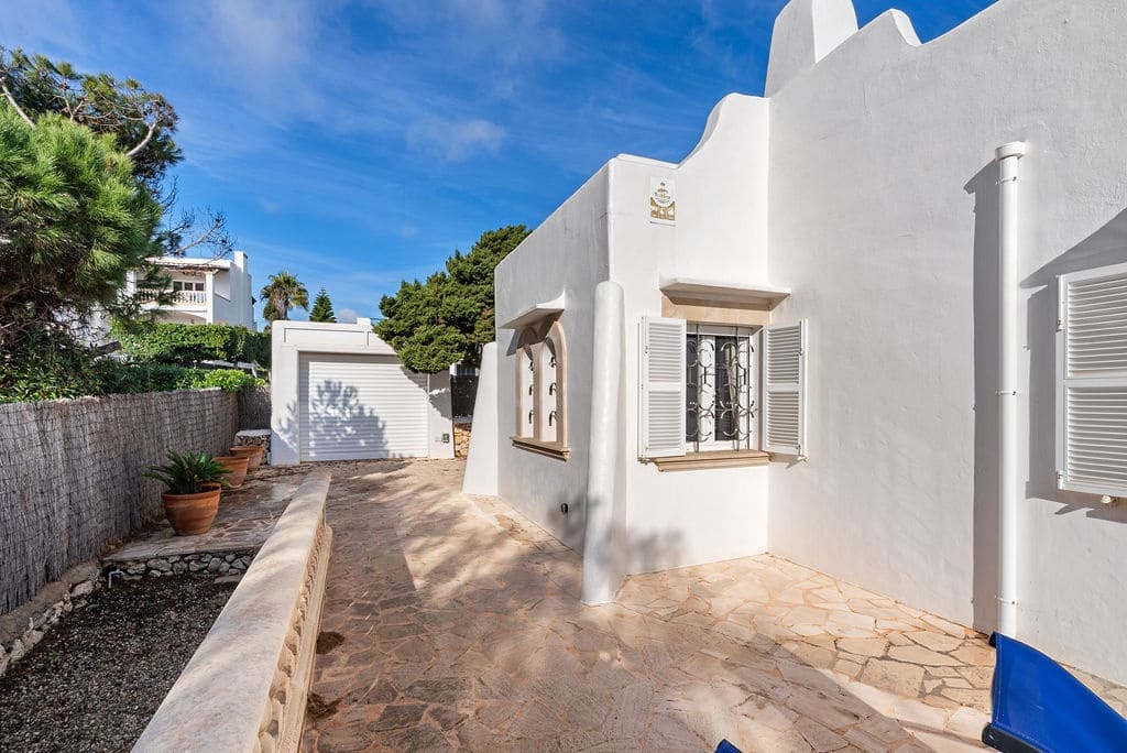 4 sypialnia Willa na sprzedaż w Cala d'Or z basenem garażem - 2 695 000 € (Ref: 9532140)