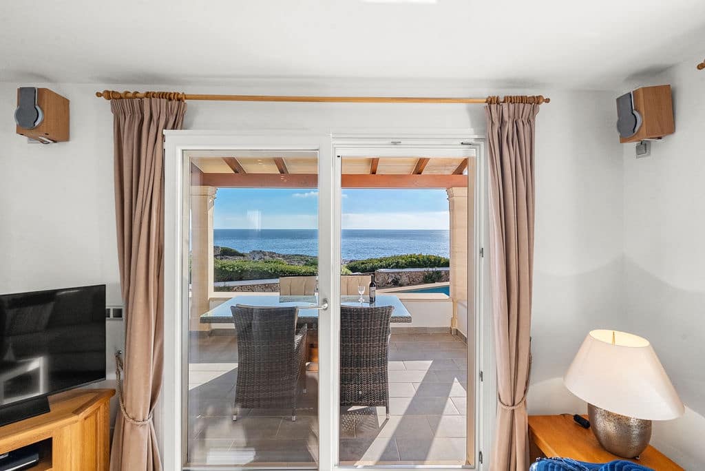 4 sypialnia Willa na sprzedaż w Cala d'Or z basenem garażem - 2 695 000 € (Ref: 9532140)