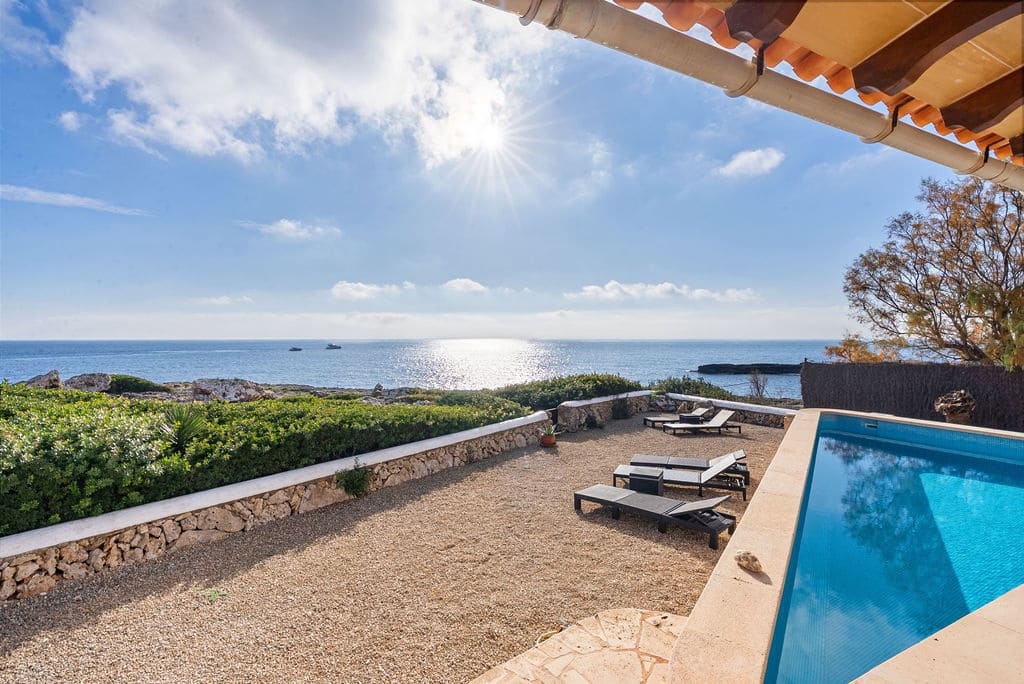 4 sypialnia Willa na sprzedaż w Cala d'Or z basenem garażem - 2 695 000 € (Ref: 9532140)