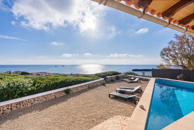 4 sypialnia Willa na sprzedaż w Cala d'Or, Santanyí z basenem garażem - 2 695 000 € (Ref: 9532140)