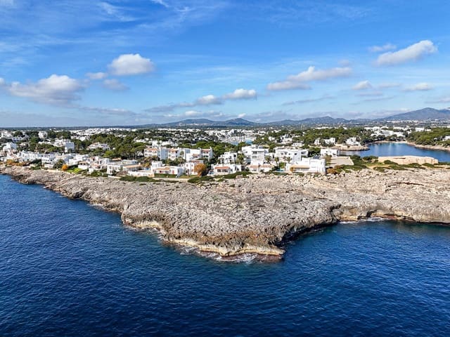 4 sypialnia Willa na sprzedaż w Cala d'Or, Santanyí z basenem garażem - 2 695 000 € (Ref: 9532140)