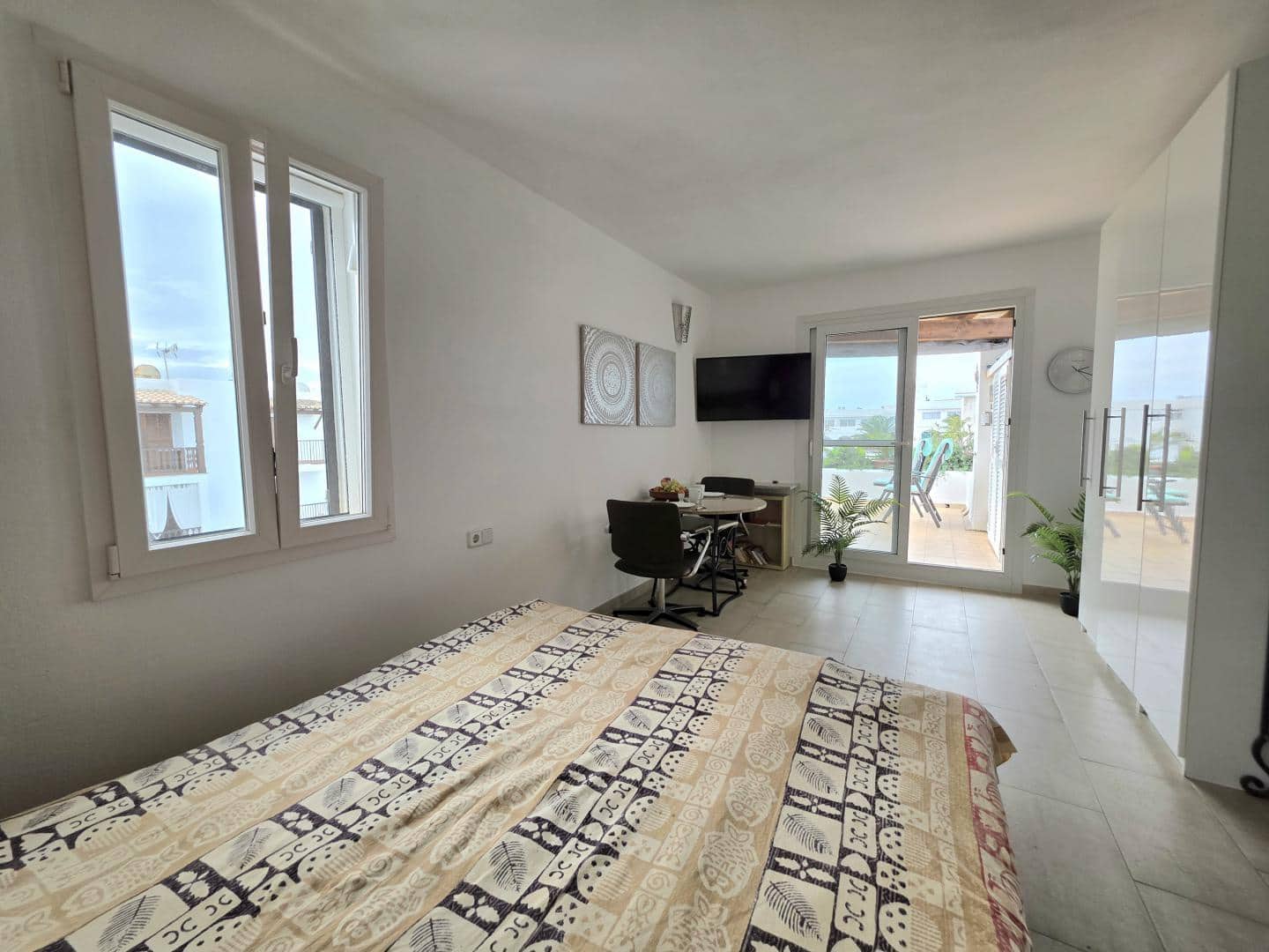 1 chambre Appartement à vendre à Cala d'Or avec piscine - 212 000 € (Ref: 9539508)