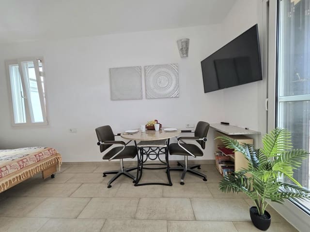 1 slaapkamer Appartement te koop in Cala d'Or, Santanyí met zwembad - € 212.000 (Ref: 9539508)