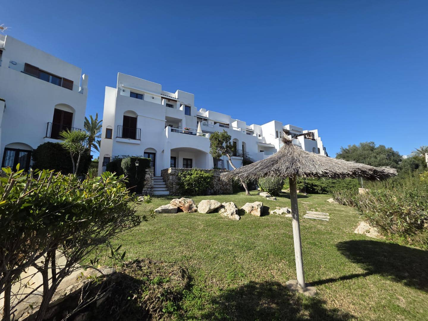 2 slaapkamer Penthouse te koop in Cala d'Or met zwembad - € 517.500 (Ref: 9572208)