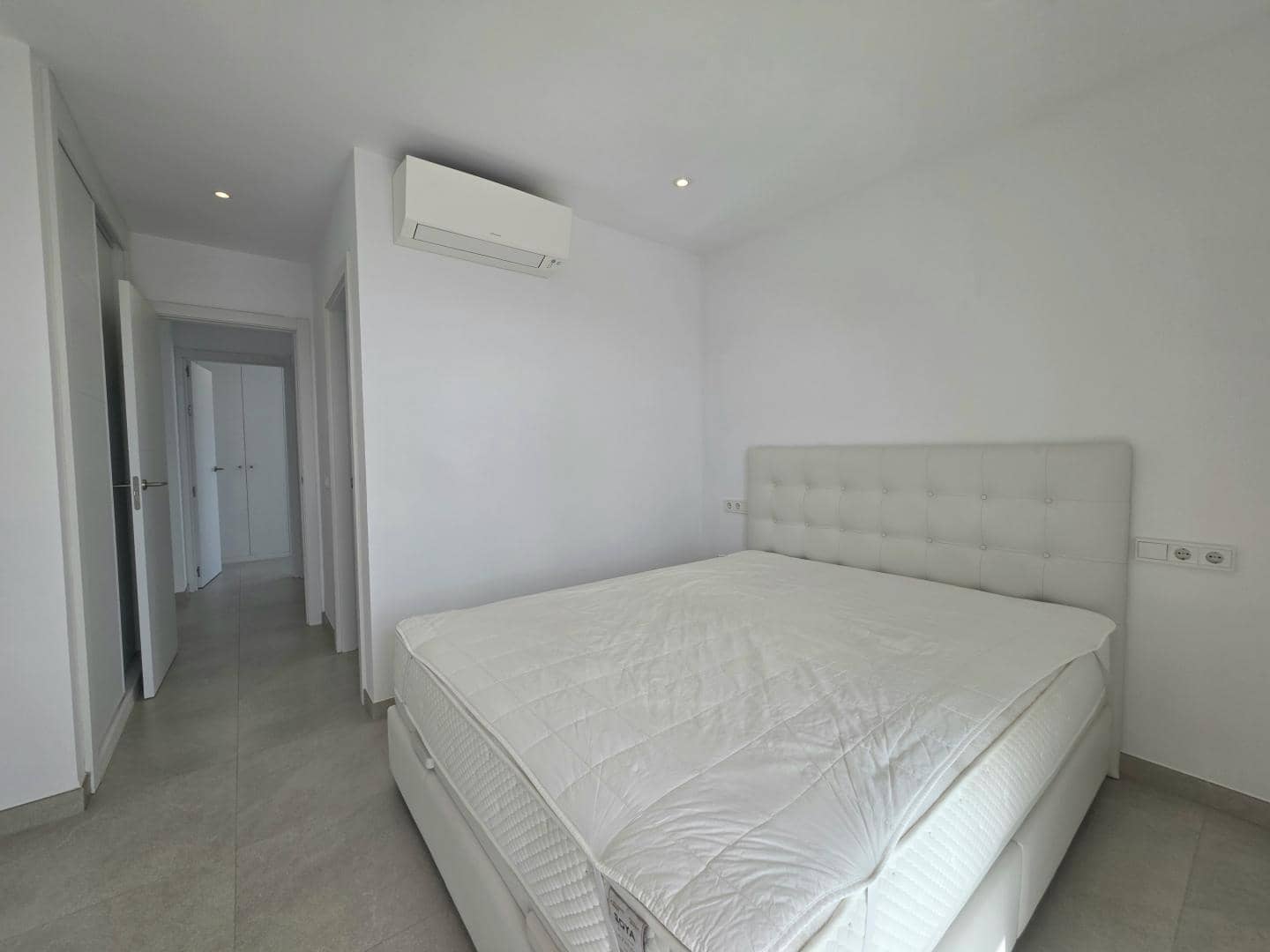 2 bedroom Penthouse for sale in Cala d'Or with pool garage - € 398,500 (Ref: 9584591)