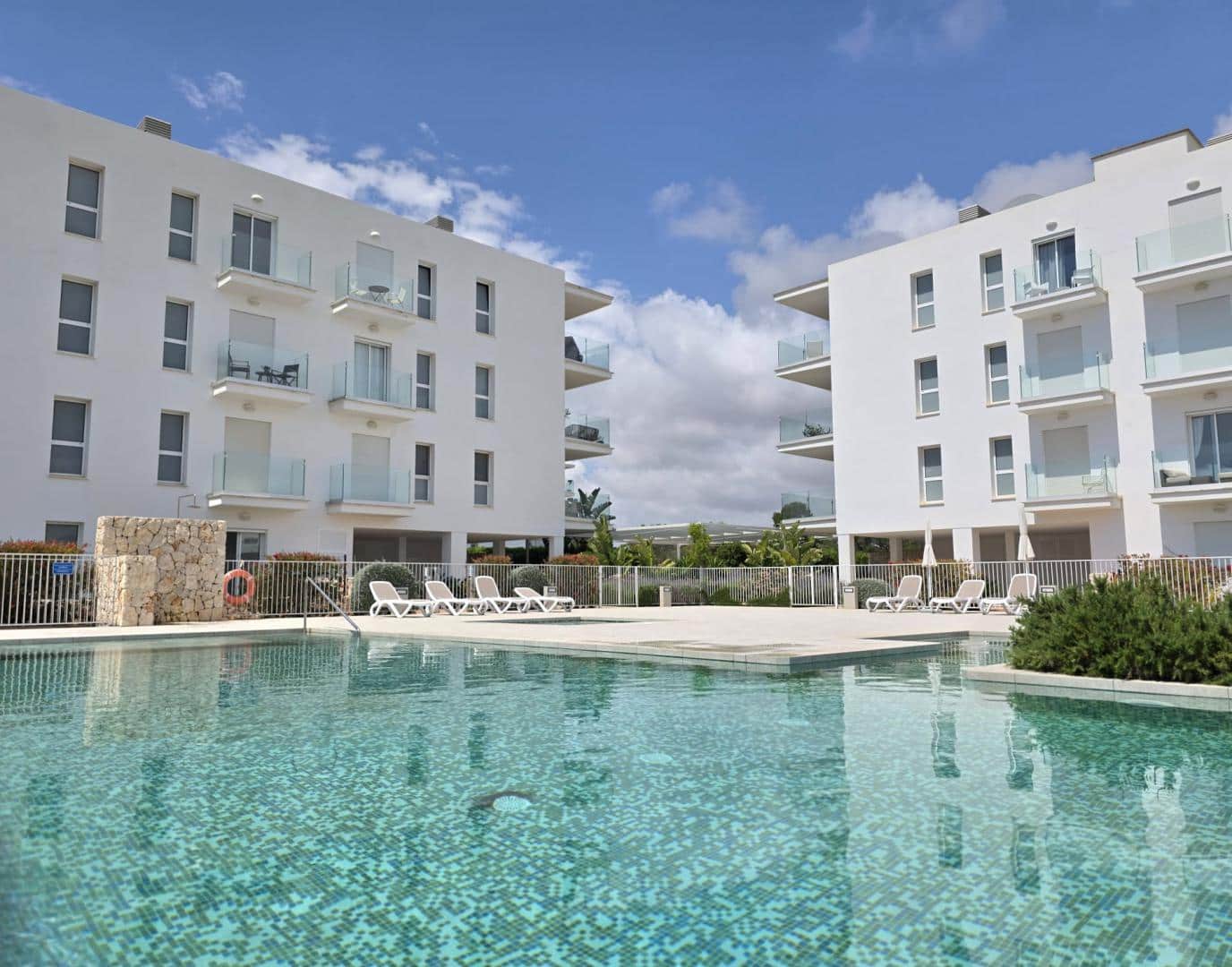 2 bedroom Penthouse for sale in Cala d'Or with pool garage - € 398,500 (Ref: 9584591)