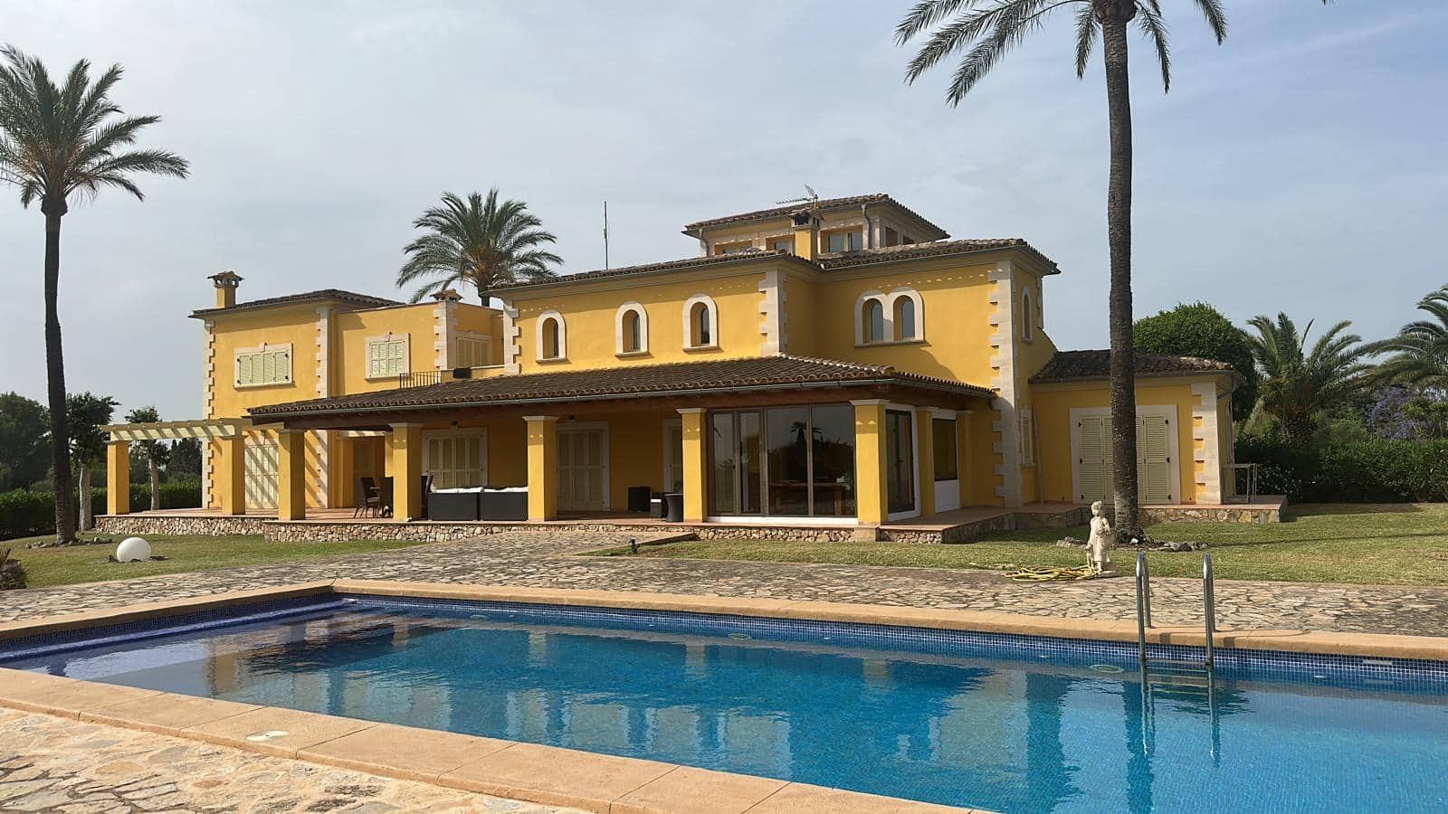 6 bedroom Finca/Country House for sale in Manacor with pool - € 2,300,000 (Ref: 9588431)