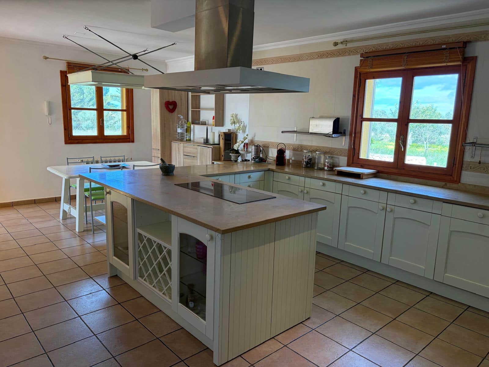 6 bedroom Finca/Country House for sale in Manacor with pool - € 2,300,000 (Ref: 9588431)