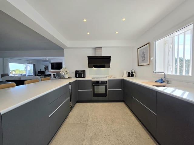 4 quarto Penthouse para venda em Cala d'Or, Santanyí com piscina garagem - 1 295 000 € (Ref: 9610252)