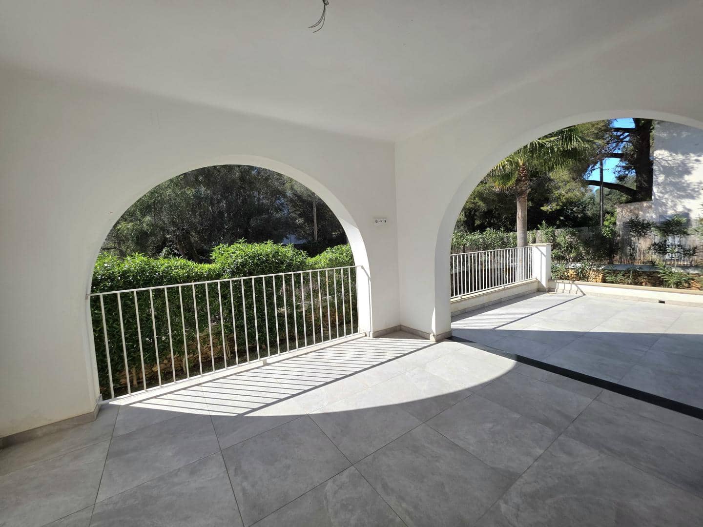 4 slaapkamer Villa te koop in Porto Petro met zwembad garage - € 1.495.000 (Ref: 9628348)