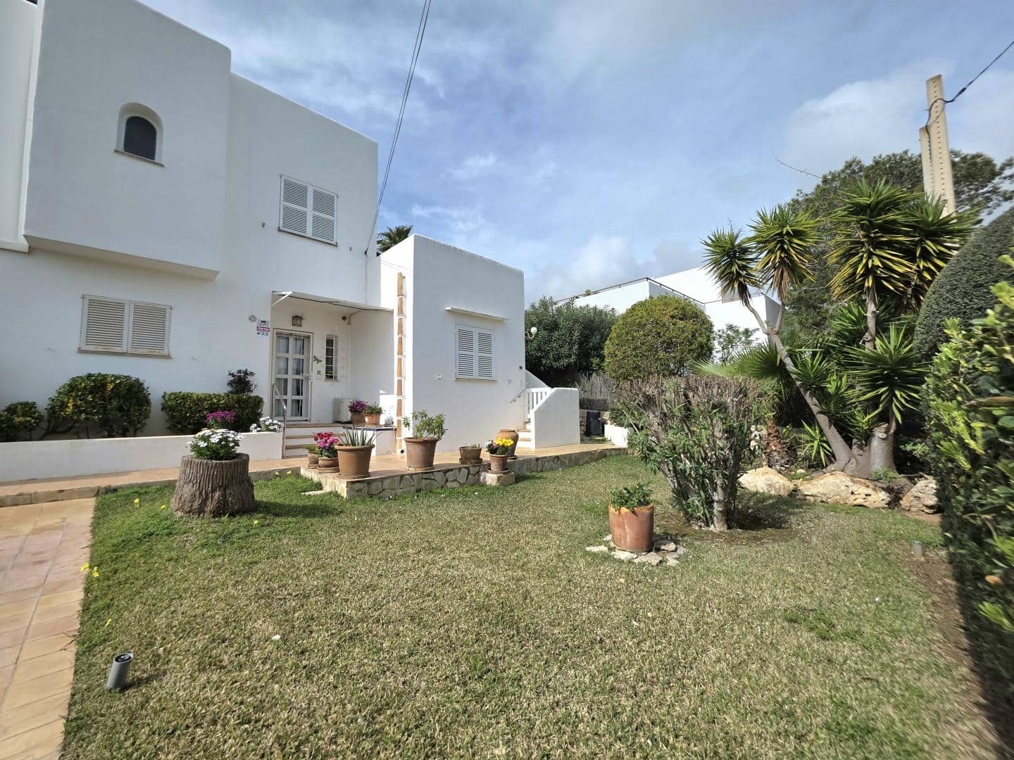 2 bedroom Apartment for sale in Cala d'Or - € 595,000 (Ref: 9656938)