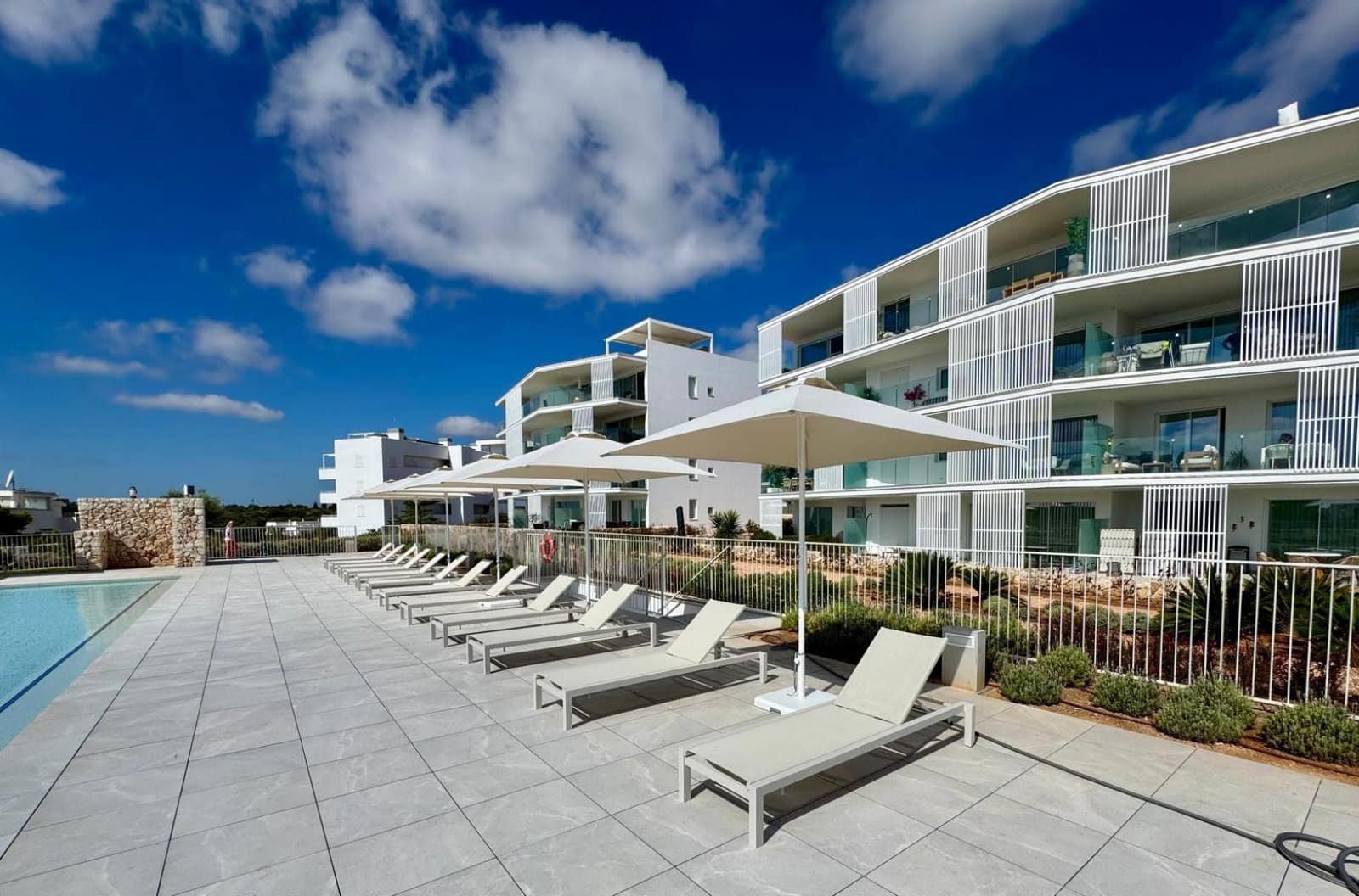 2 sovrum Lägenhet till salu i Cala d'Or med pool garage - 715 000 € (Ref: 9715531)