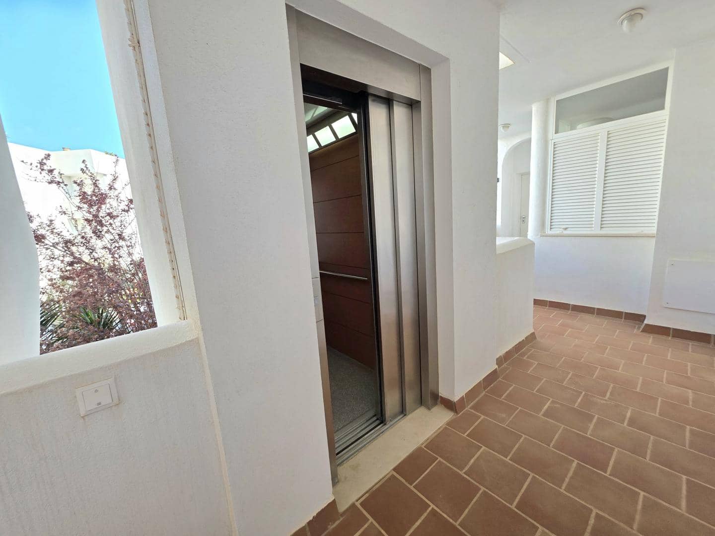 2 soverom Leilighet til salgs i Cala d'Or med svømmebasseng garasje - € 329 500 (Ref: 9716674)