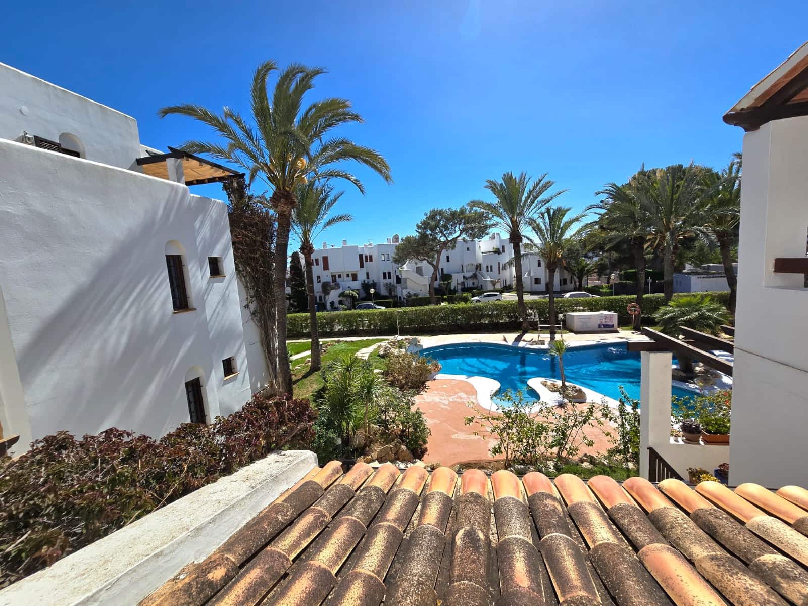 2 bedroom Apartment for sale in Cala d'Or with pool - € 399,500 (Ref: 9733447)