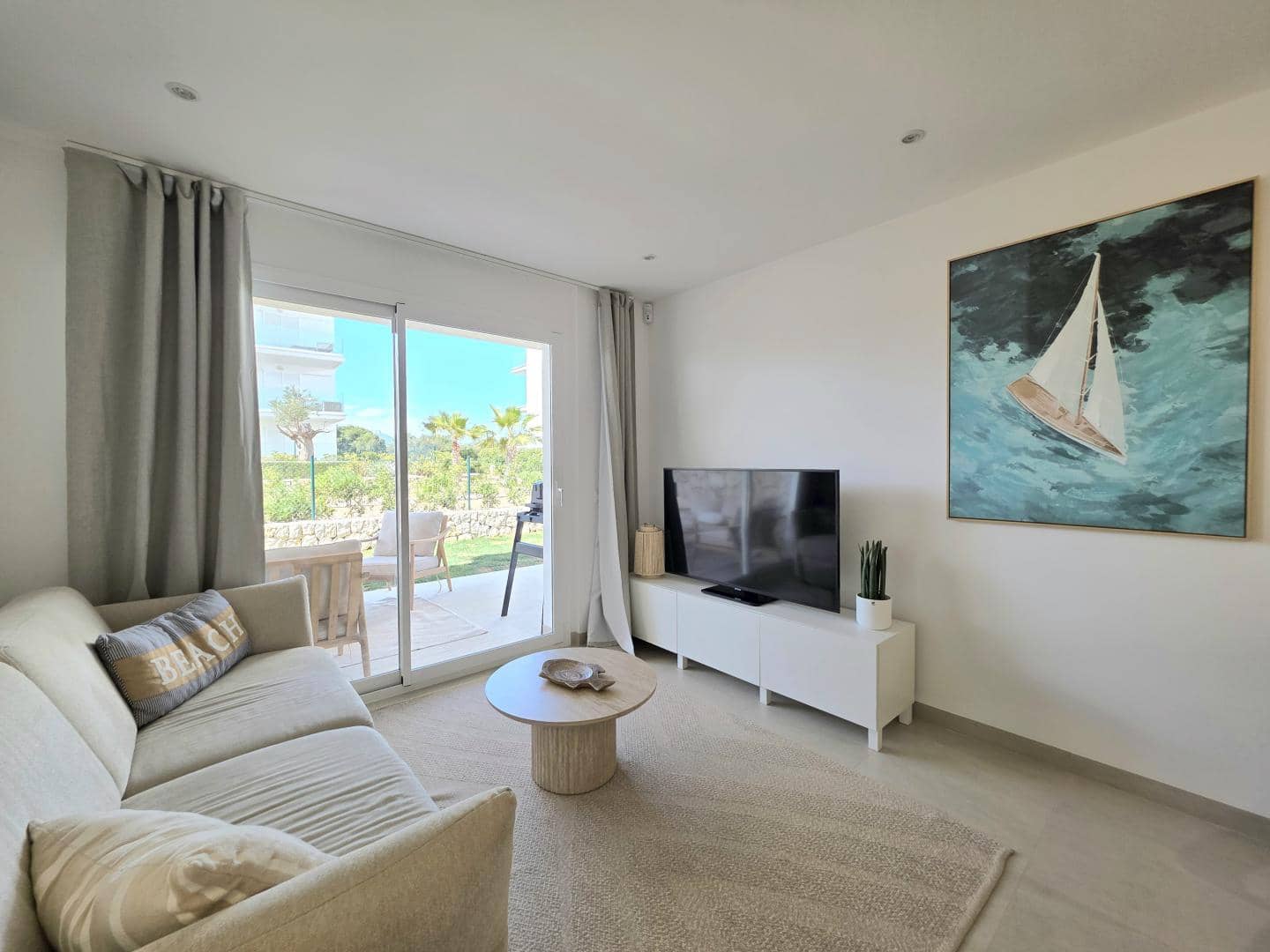 2 bedroom Apartment for sale in Cala d'Or with pool garage - € 465,000 (Ref: 9740063)